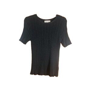 Philosophy Women's Knit Shirt. Size Medium. HL187